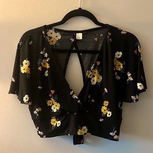 Black flower crop top